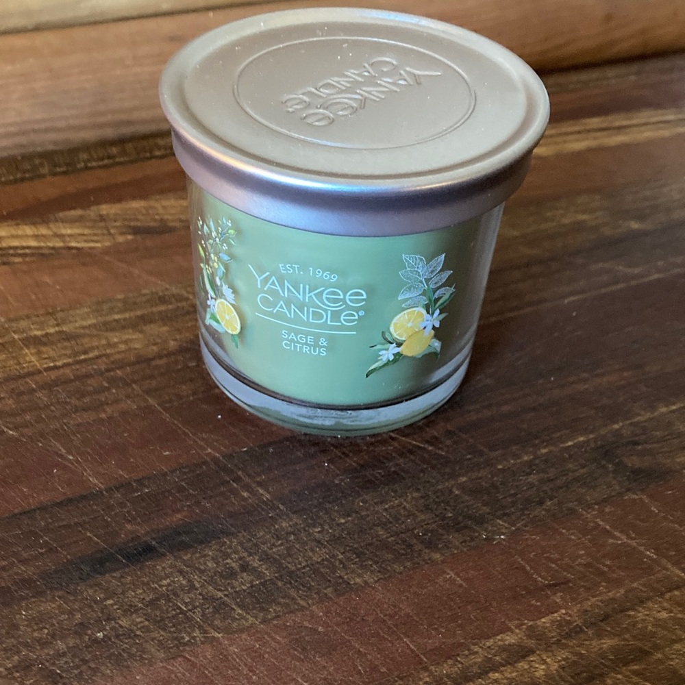 Yankee Candle Green Sage & Citrus Jar